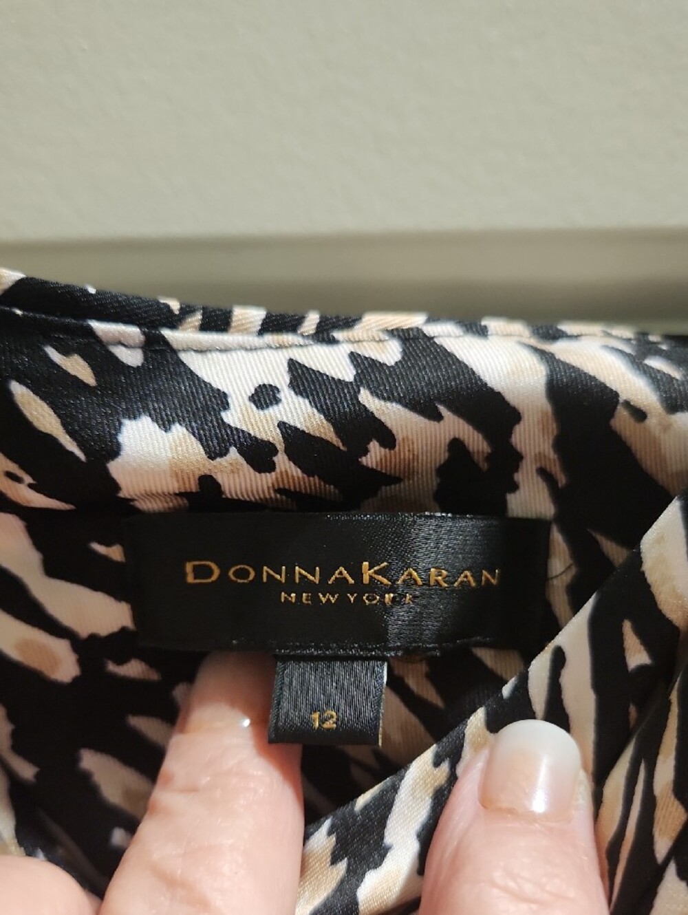 Donna Karan Black & Cream Abstract Print Slip Dress - Picture 2 of 4